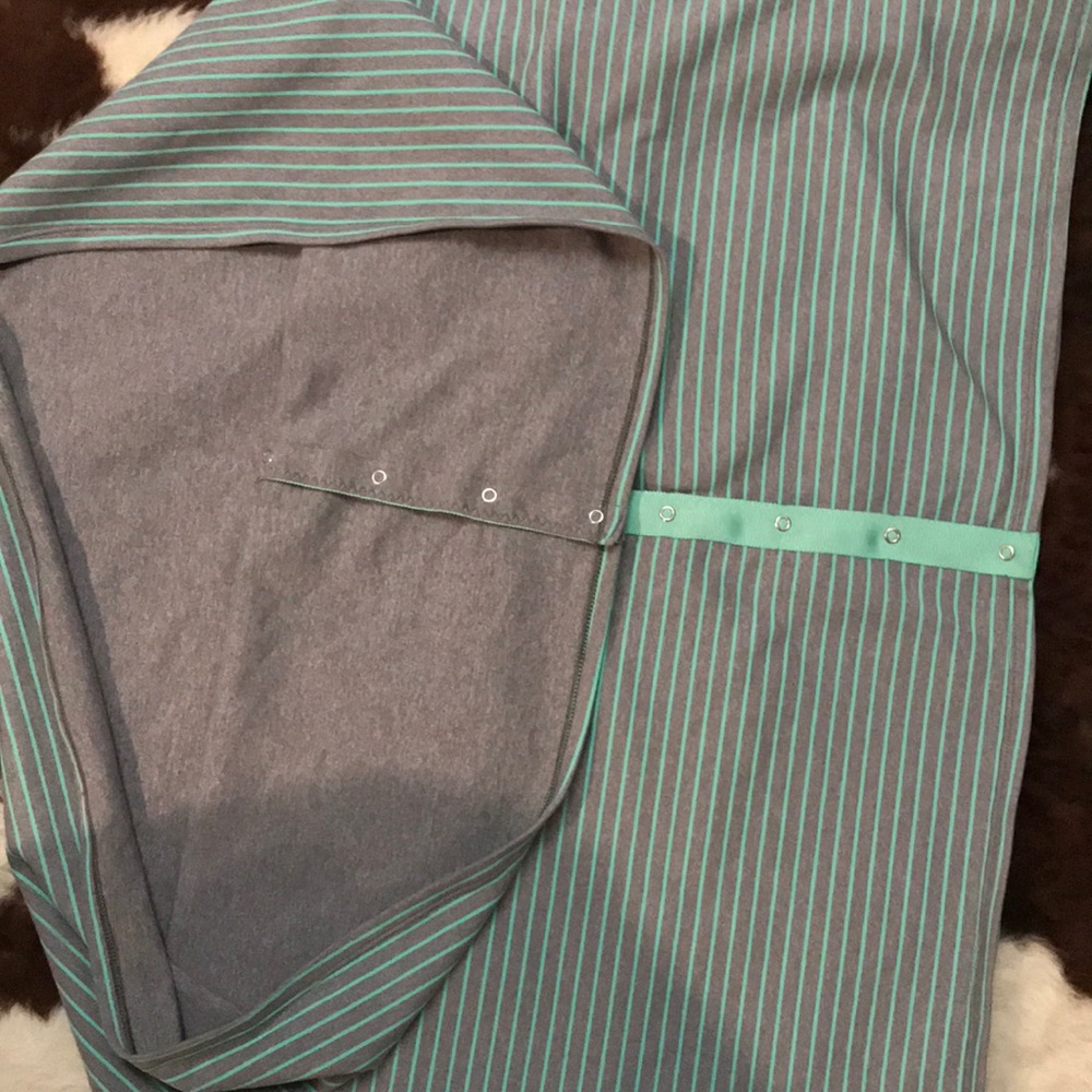 Lululemon Infinity Reverse Scarf - image 2